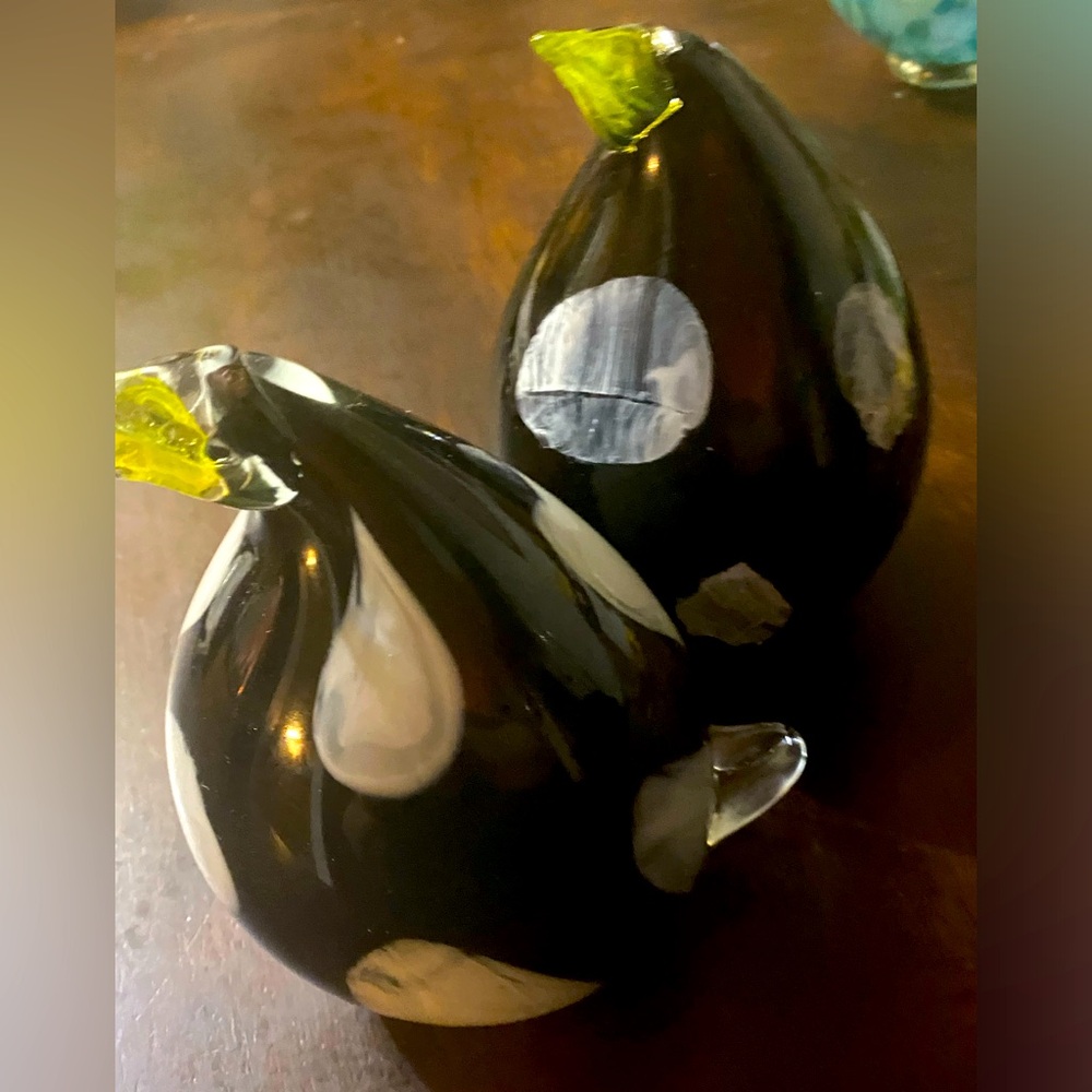 Lovely pair of penguins made in Italy murano glass
